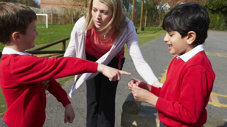 La gestion des conflits chez les enfants de 6 à 12 ans