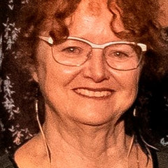 Lucie DeBlois